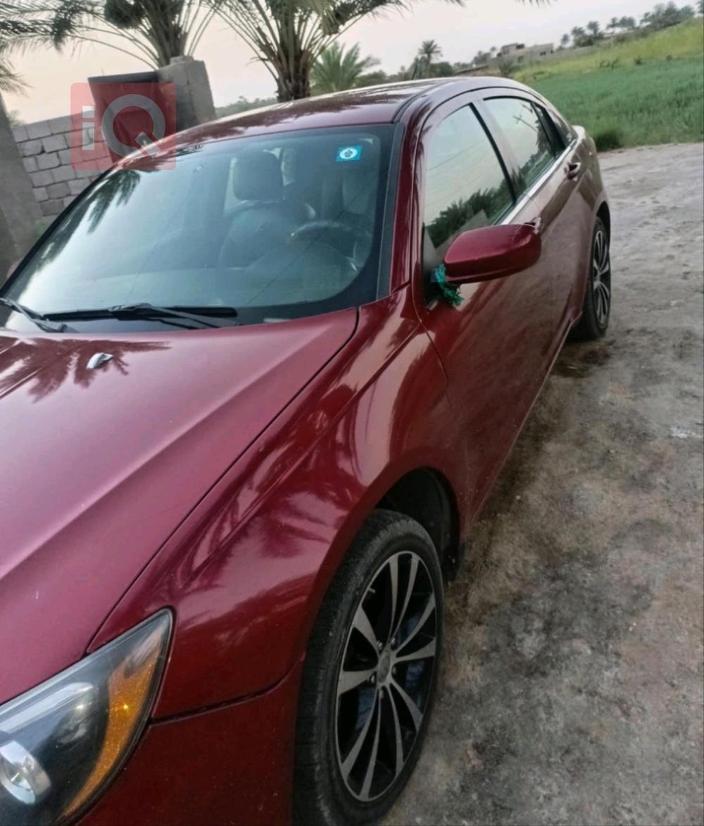Chrysler 200